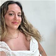 Educadora titulada como técnico de Educación Infantil con más de 5 años de experiencia en educación desde infantil a 2ºESO